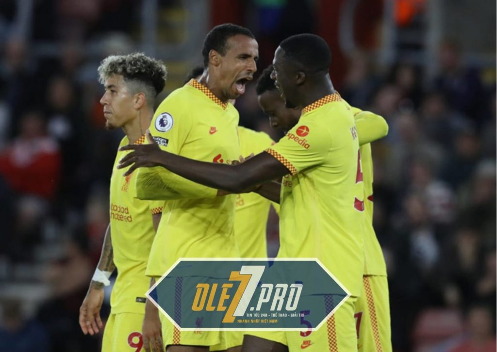 Liverpool thắng 2-1 trên sân của Southampton